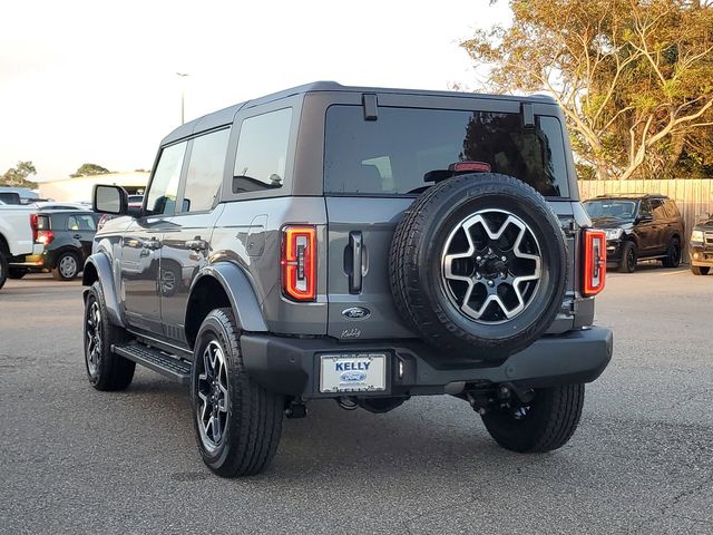 2024 Ford Bronco Outer Banks 9