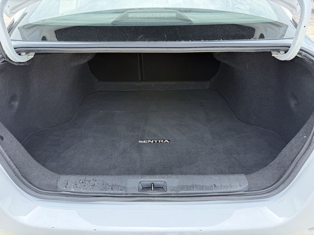 2024 Nissan Sentra SV White at Central Houston Nissan
