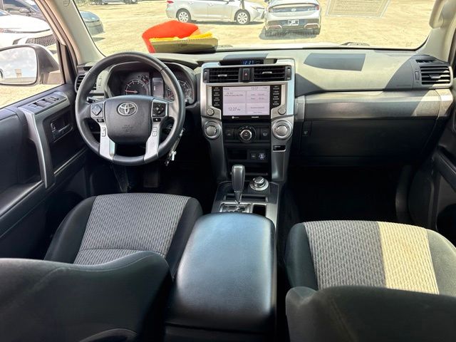2021 Toyota 4Runner SR5 - Photo 16