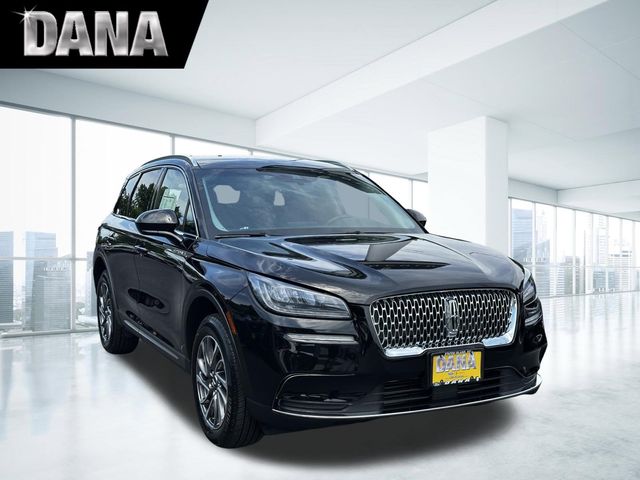2022 Lincoln Corsair Standard AWD