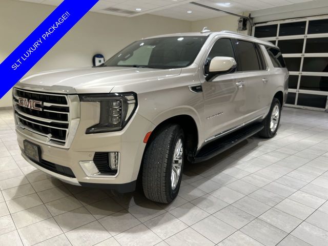 Brown (Pearl Beige Metallic) 2023 GMC Yukon XL SUV / Crossover 4X2