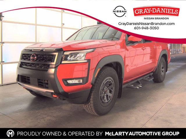 2025 Nissan Frontier's photo
