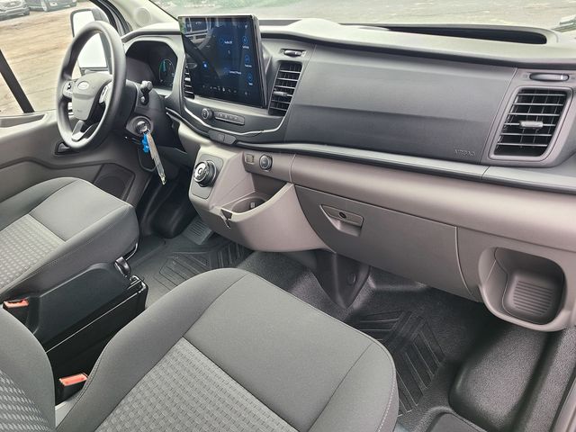 New 2023 White Ford Base image 18