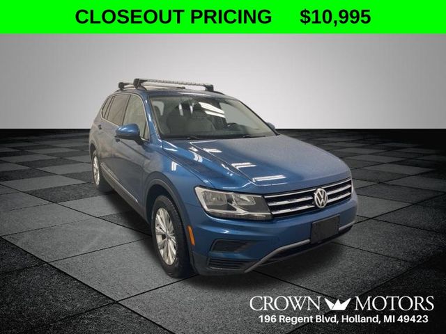 Blue Metallic 2018 Volkswagen Tiguan SE SUV / Crossover Front-Wheel Drive 8-Speed Automatic