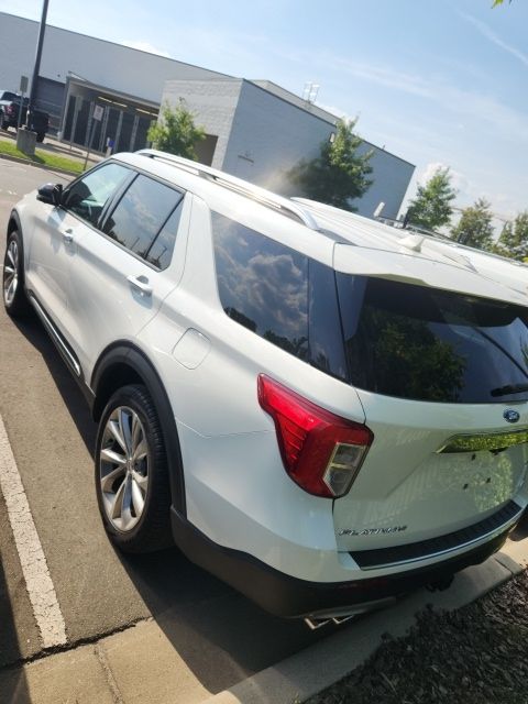 Used 2023 White Ford Platinum image 4