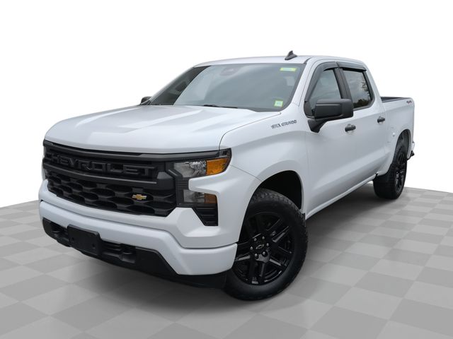 Summit White 2022 Chevrolet Silverado 1500 Custom Crew Cab 4WD Pickup Truck Four-Wheel Drive 8-Speed Automatic