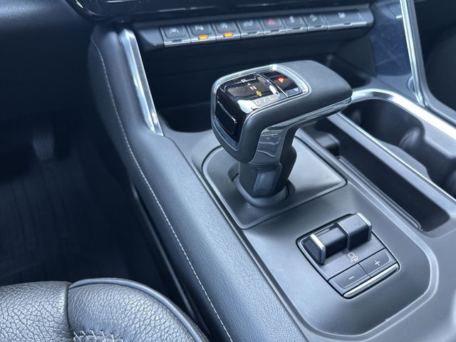 Used 2024 Black GMC Denali image 21