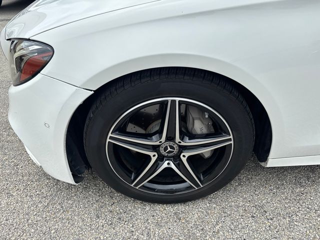 Used 2018  Mercedes-Benz E 300 image 12