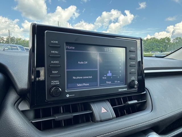 2021 Toyota RAV4 XLE:B02452
