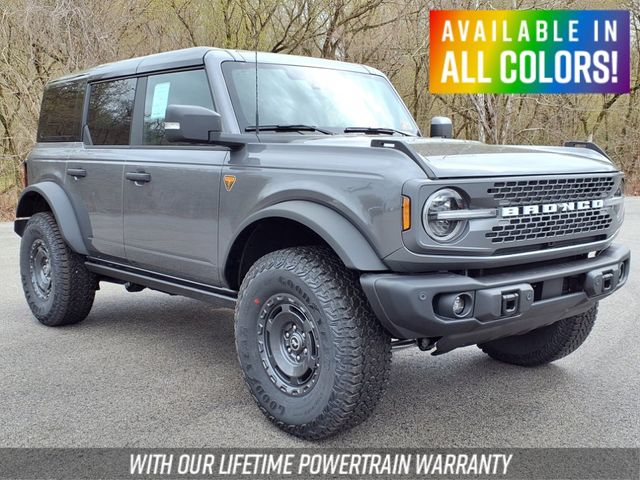 Carbonized Gray Metallic 2025 Ford Bronco Badlands 4-Door 4WD SUV / Crossover Four-Wheel Drive Automatic