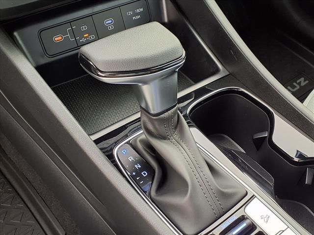 2025 Hyundai Santa Cruz SE photo