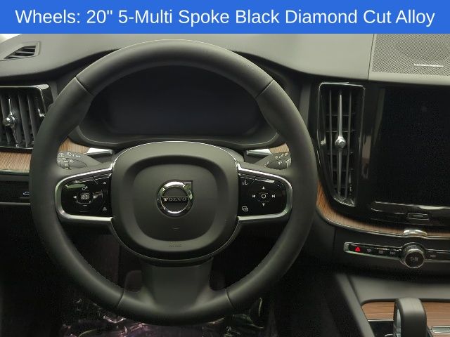 2023 Volvo XC60 Plus - Photo 19