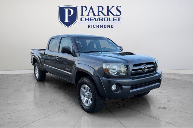 Magnetic Gray Metallic 2010 Toyota Tacoma Pickup Truck Four-Wheel Drive 5-Speed Automatic Overdrive