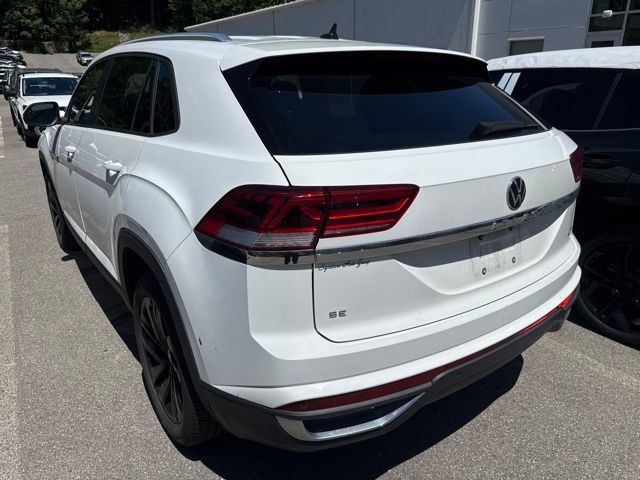 2023 Volkswagen Atlas Cross Sport 2.0T SE w/Technology White at Sutliff Volkswagen