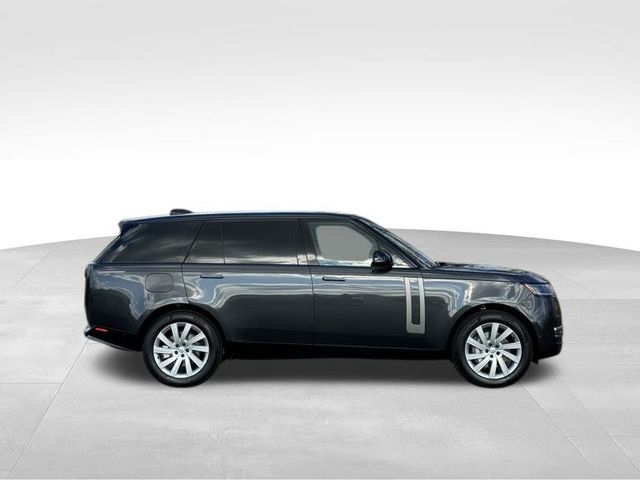 2025 Land Rover Range Rover SE 6