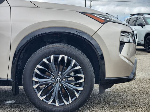 Used 2025 Nissan Rogue SUV