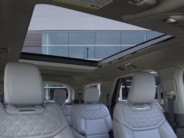 New 2026 White Ford Platinum image 23