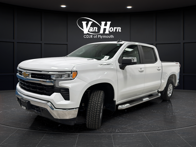 Used 2023 Summit White Chevrolet LT image 7