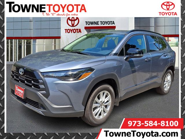 2026 Toyota Corolla Cross LE AWD