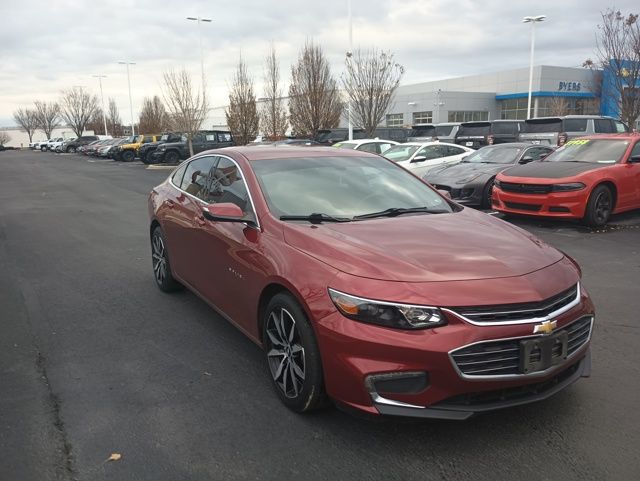 Used 2017 Chevrolet Malibu For Sale in Grove City, OH