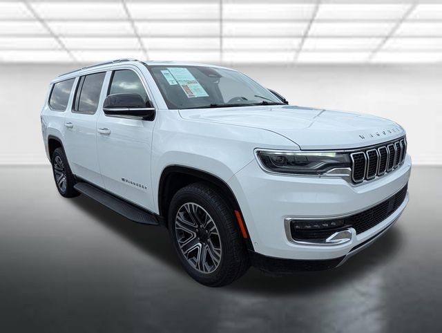 Bright White Clearcoat 2024 Jeep Wagoneer L Series II RWD SUV / Crossover 4X2 8-Speed Automatic