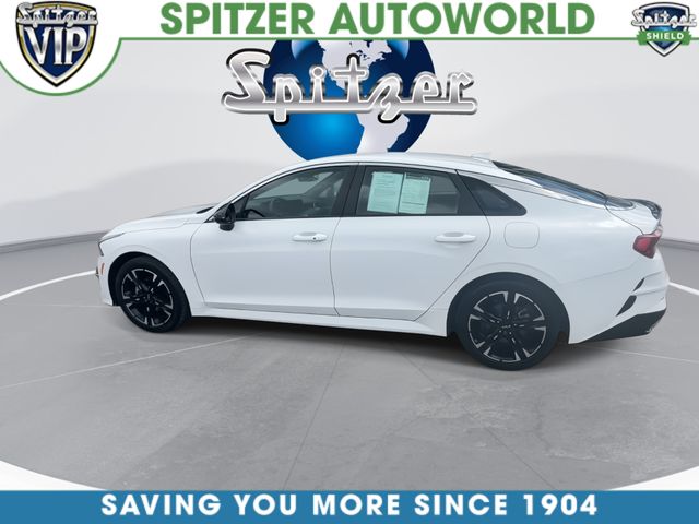 Used 2023 White Kia GT-Line image 6