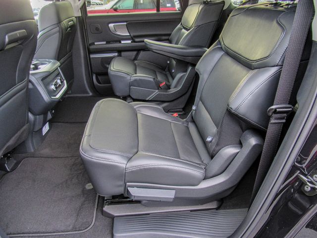 2025 Ford Expedition Max Platinum:168136