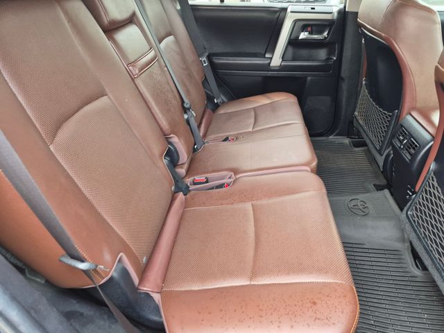 2017 Toyota 4Runner - Image 31