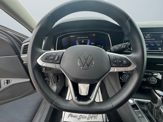 Used 2024  Volkswagen 1.5T SE image 12