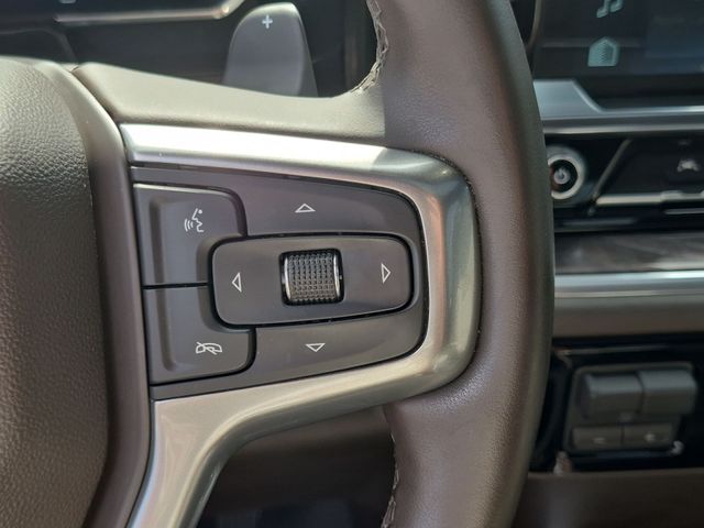 Used 2025 White Chevrolet LTZ image 20