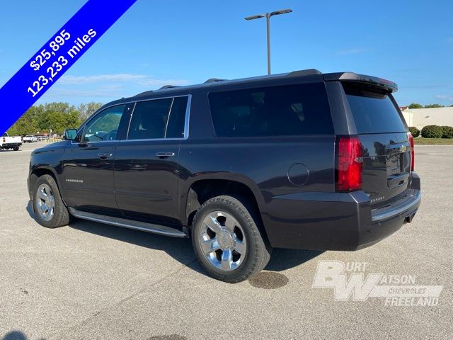 2017 Chevrolet Suburban Premier 31