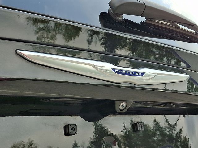 2019 Chrysler Pacifica Touring L Black at Phil Fitts Ford