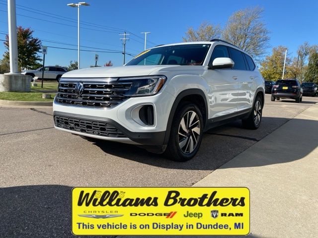 2024 Volkswagen Atlas 2.0T SE w/Technology - Aurora Red Metallic exterior view 1