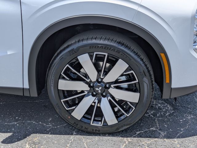 2026 White Diamond Mitsubishi Outlander SE FWD SUV
