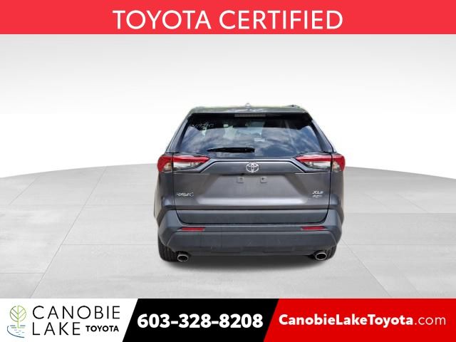 2023 Toyota RAV4 XLE photo 4