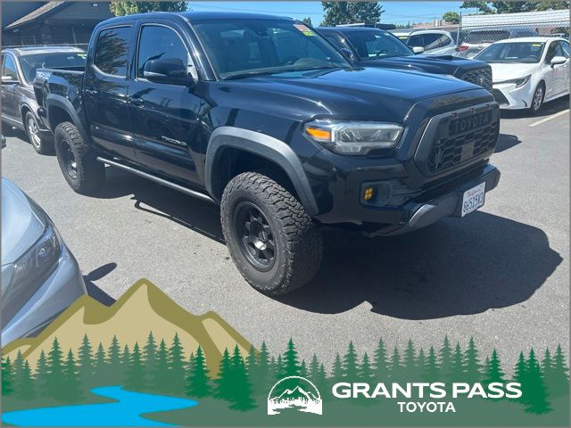 Midnight Black Metallic 2020 Toyota Tacoma Pickup Truck Four-Wheel Drive 6-Speed Manual