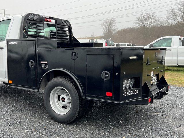 2023 GMC Sierra 3500HD Pro 4