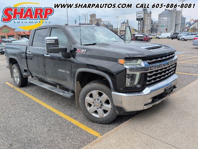 Black 2022 Chevrolet Silverado 3500HD Pickup Truck Four-Wheel Drive 6-Speed Automatic