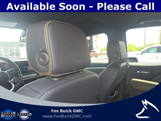 Black 2024 Chevrolet Colorado Pickup Truck Four-Wheel Drive 8-Speed Automatic