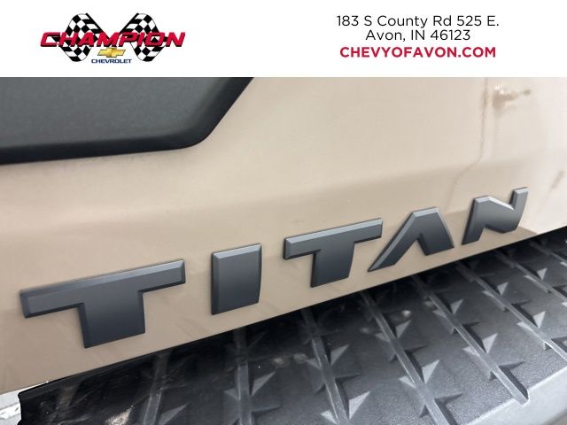 2021 Nissan Titan PRO-4X photo