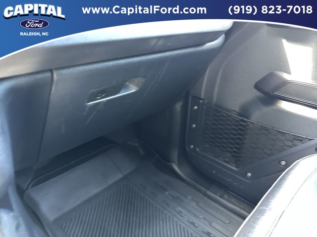 Used 2025 Beige Ford Badlands image 27