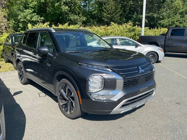 Gray 2024 Mitsubishi Outlander Hybrid Plug-in SUV / Crossover All-Wheel Drive 1-Speed Automatic