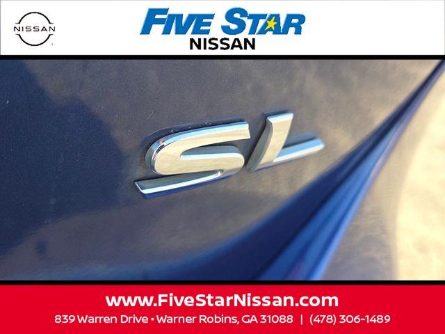 Used 2021 Blue Nissan SL image 11