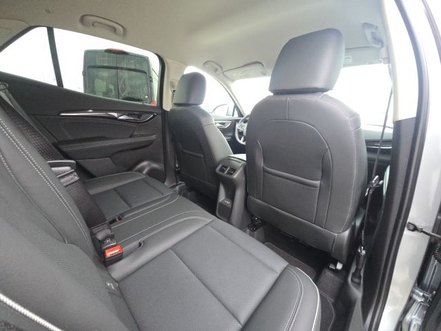 2023 Buick Envision Essence:C02556