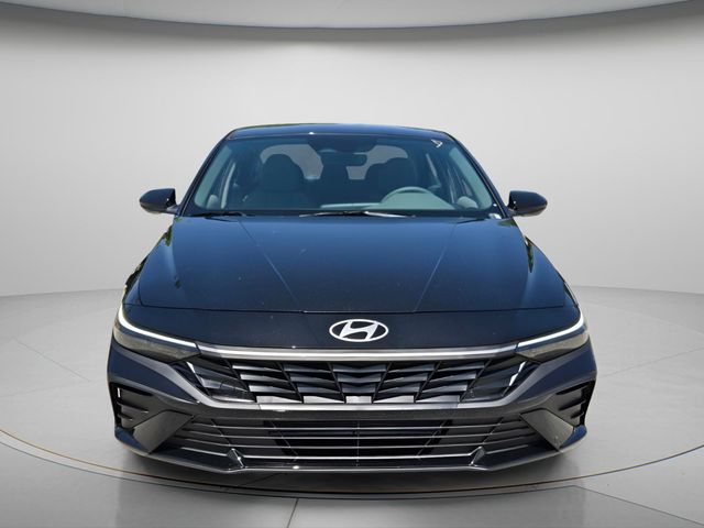 2026 Hyundai Elantra - $21,659