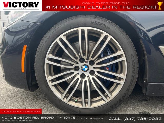 2019 BMW 5-Series M550i xDrive photo
