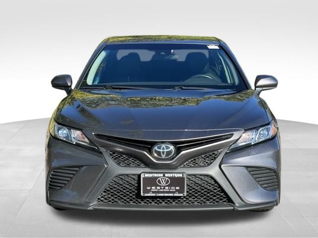 2020 Toyota Camry SE 8