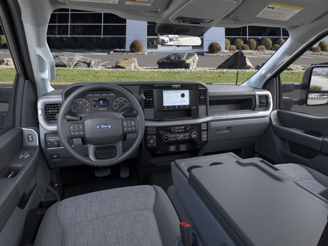 2026 Ford F-350 Super Duty XL - Photo 9