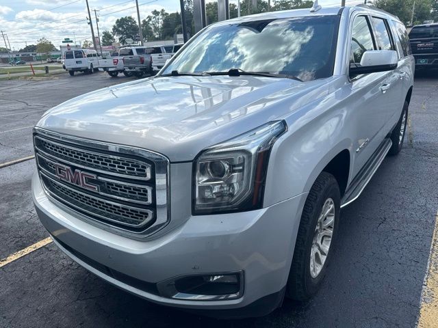 Quicksilver Metallic 2020 GMC Yukon XL SUV / Crossover Four-Wheel Drive 6-Speed Automatic Overdrive