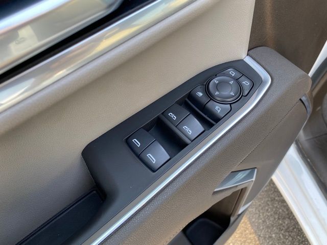 used 2025 GMC Sierra 1500 car, priced at $44,003